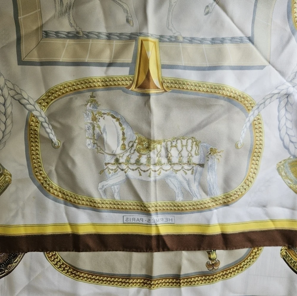 Hermès Paris Vintage Grand Apparat Silk Scarf 90 in Cream and Brown - Picture 11 of 16